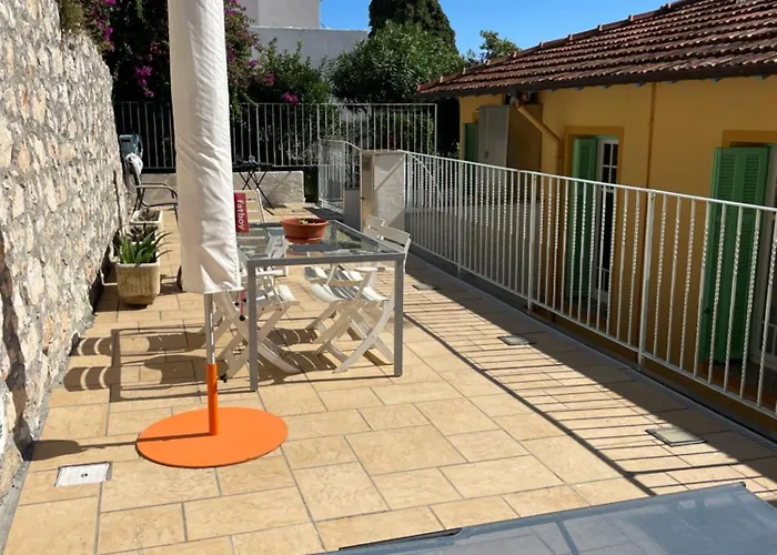 Daire With Sea View & Spacious Terrace Menton