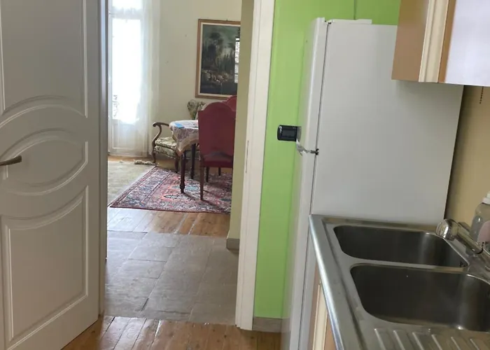 Daire With Sea View & Spacious Terrace Menton