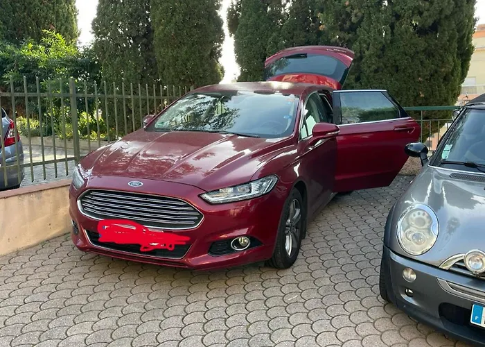 With Sea View & Spacious Terrace * Menton